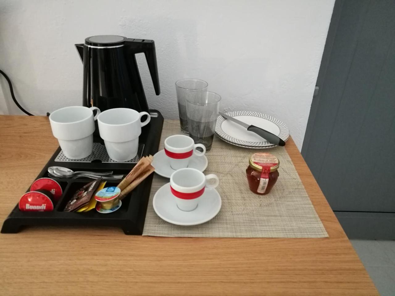 Gerania Milos Apartment Adamantas  Екстериор снимка